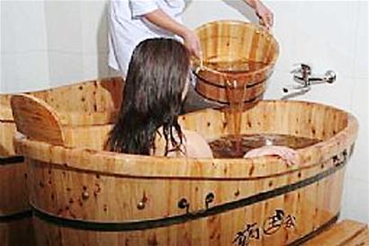 藥浴美容養(yǎng)生 六款藥浴助你擁有完美肌膚！